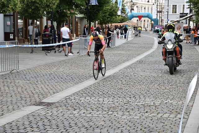 队在困境中 队在困境中